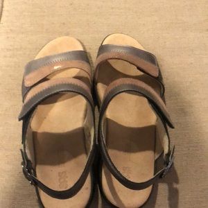 SAS sandles size 6.5